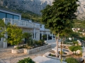 Casa Leonardo. In unregelmassigen Abstanden und auf Anfrage veranstalten wir hier Grillabende mit typisch mediterranem Flair. Selbstverstandlich reichen wir dazu Weine aus unserem eigenen Weinberg.