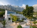 Casa Leonardo. In unregelmassigen Abstanden und auf Anfrage veranstalten wir hier Grillabende mit typisch mediterranem Flair. Selbstverstandlich reichen wir dazu Weine aus unserem eigenen Weinberg.