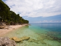 Am Fussweg von Makarska nach Baska Voda finden sich viele romantische Badebuchten, welche fur FKK freigegeben wurden.