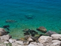 Am Fussweg von Makarska nach Baska Voda finden sich viele romantische Badebuchten, welche fur FKK freigegeben wurden.